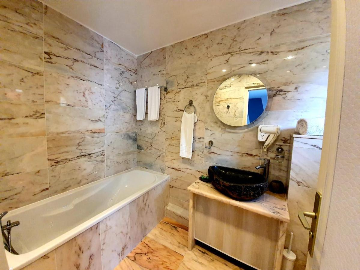 Croix Blanche De Sologne Hotell Chaumont-sur-Tharonne Eksteriør bilde